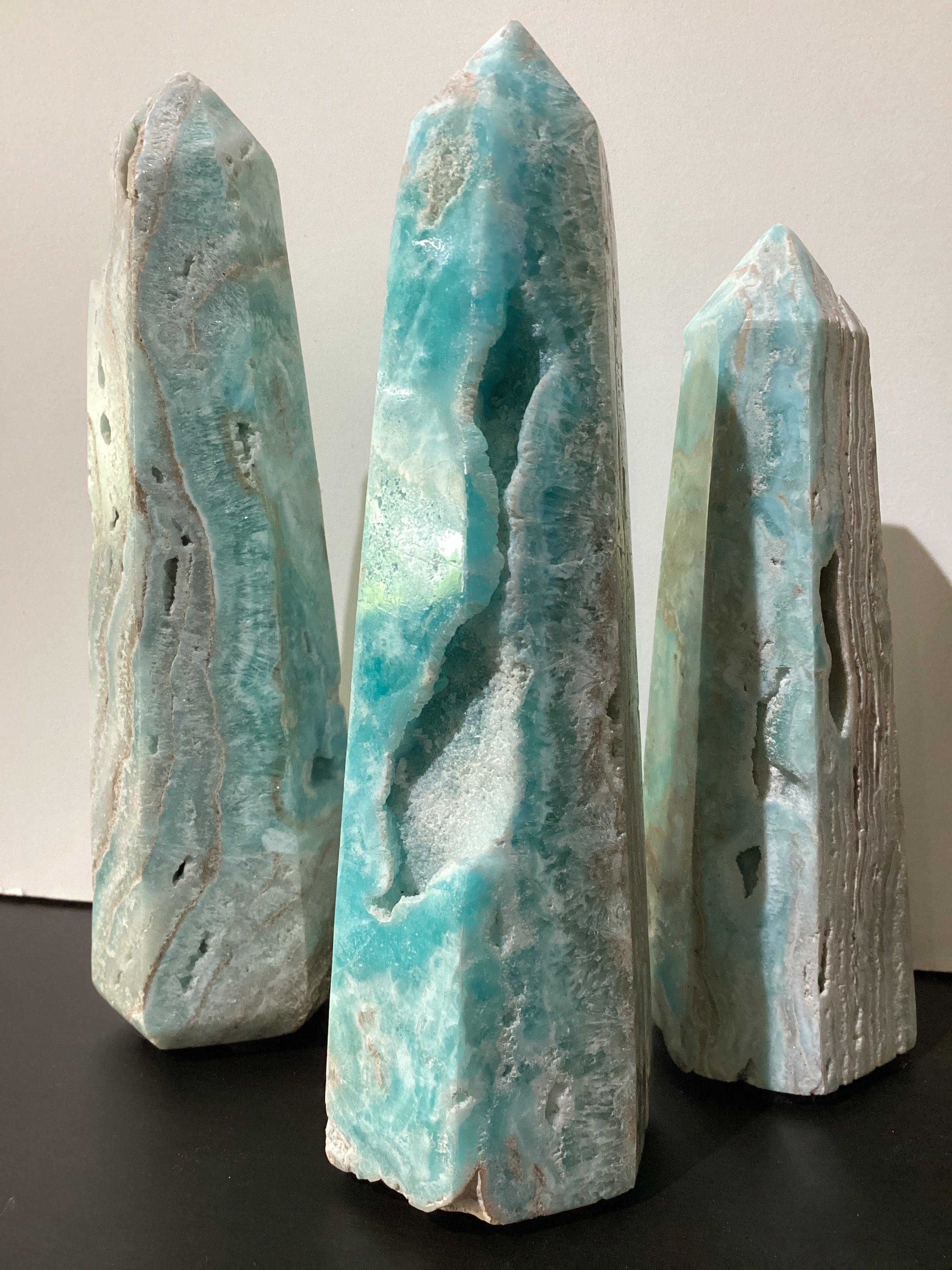 Obelisco de Aragonita Azul 5-7"