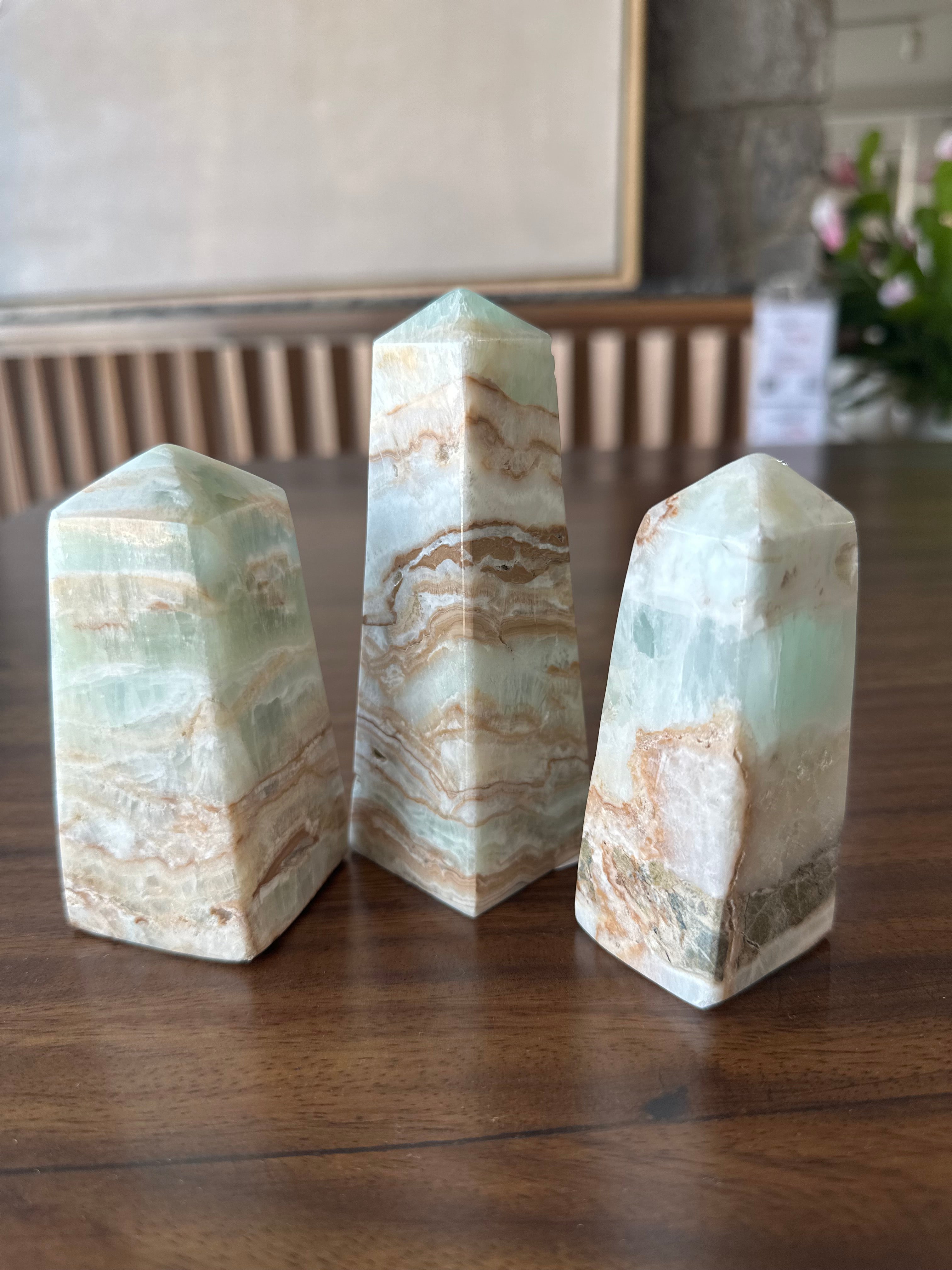 Calcita del caribe, Torre