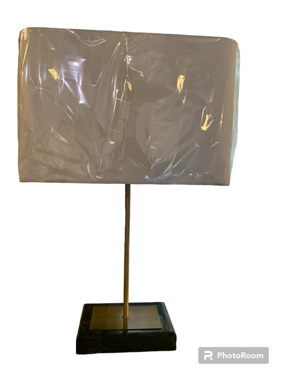 LÁMPARA MESA 30" STACK SILVER METAL