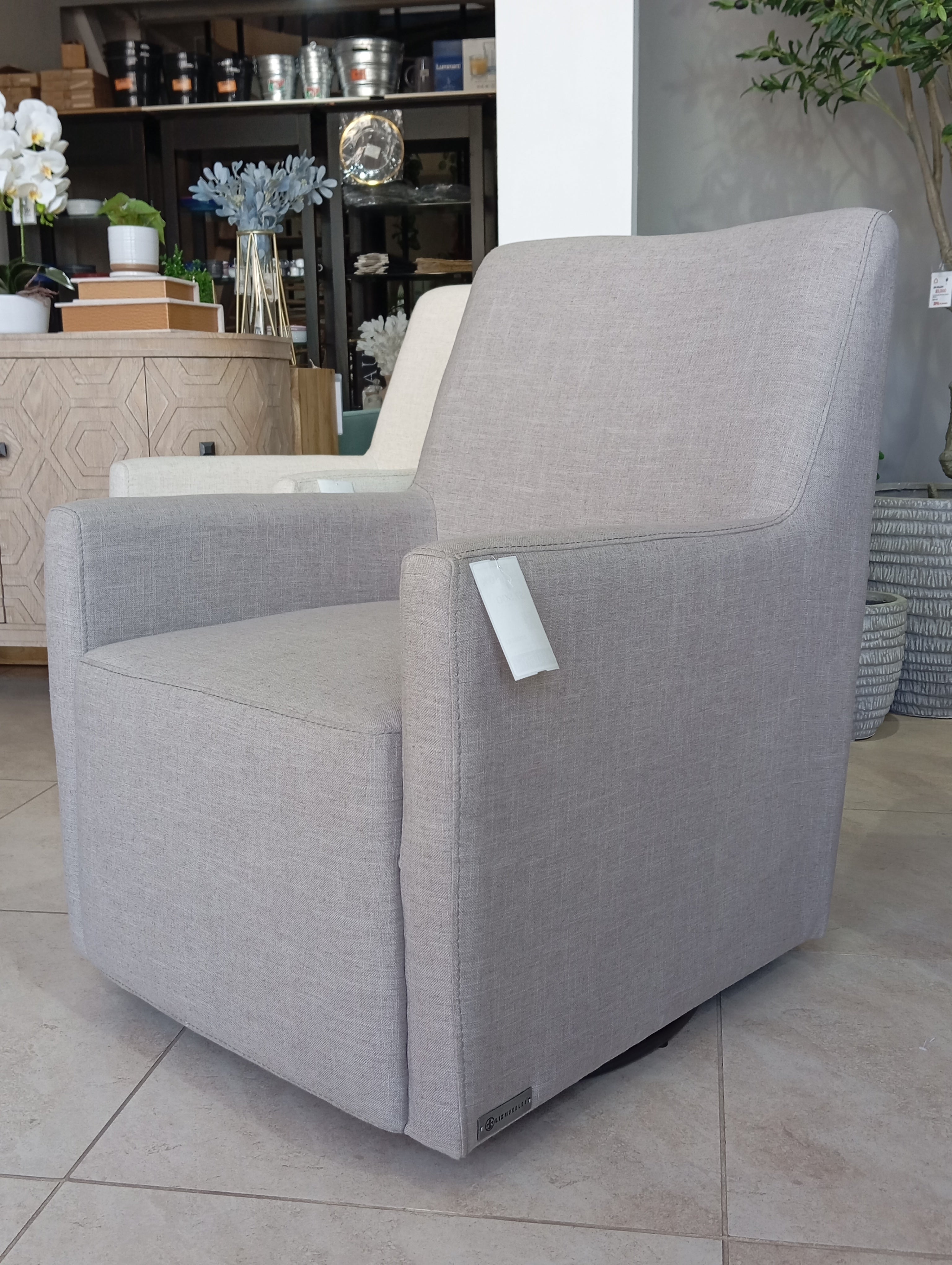 Sillón giratorio WILTON / Panama Arena