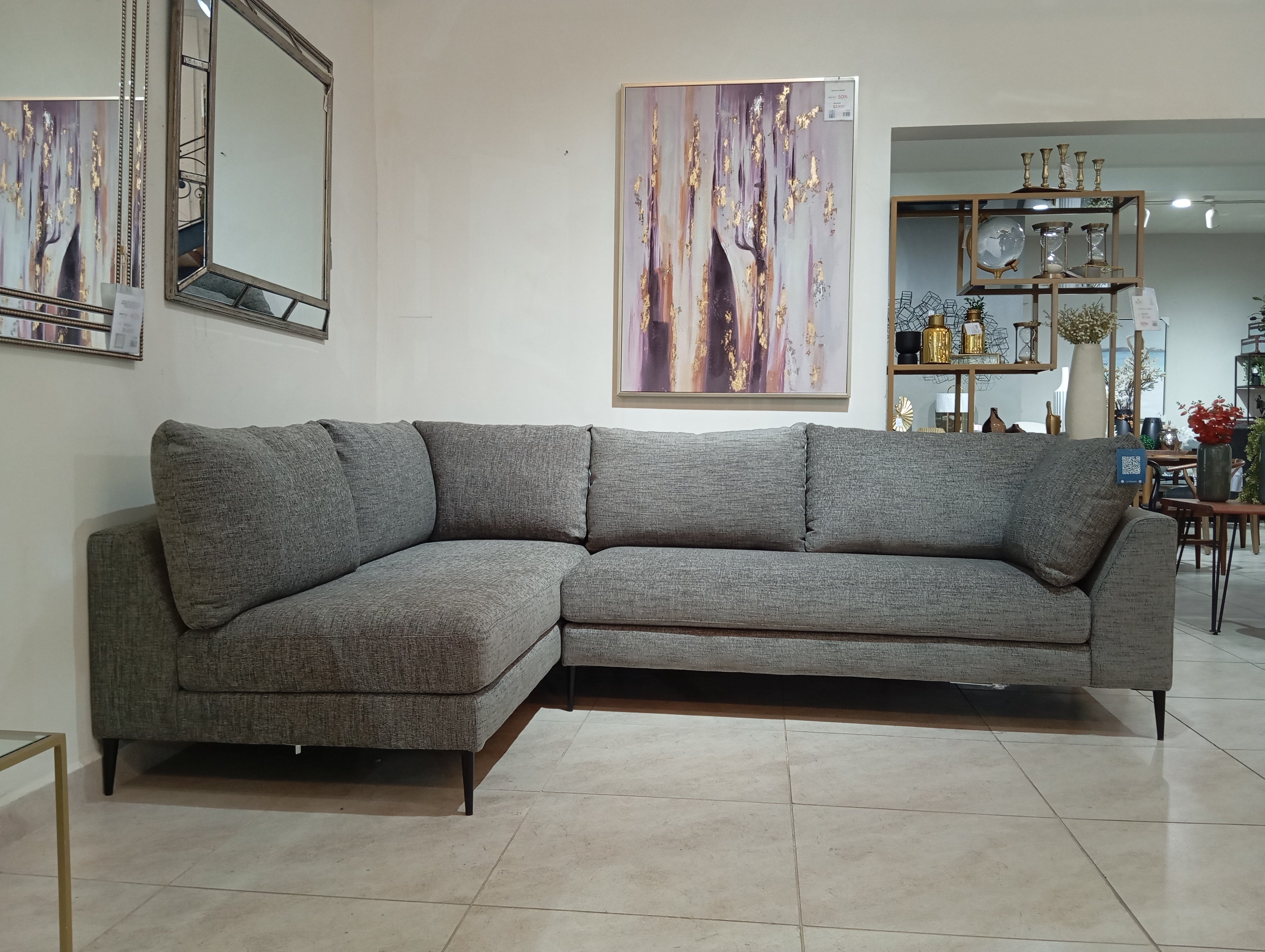 Sala Seccional SPIGA Der / Dicosta Charcoal