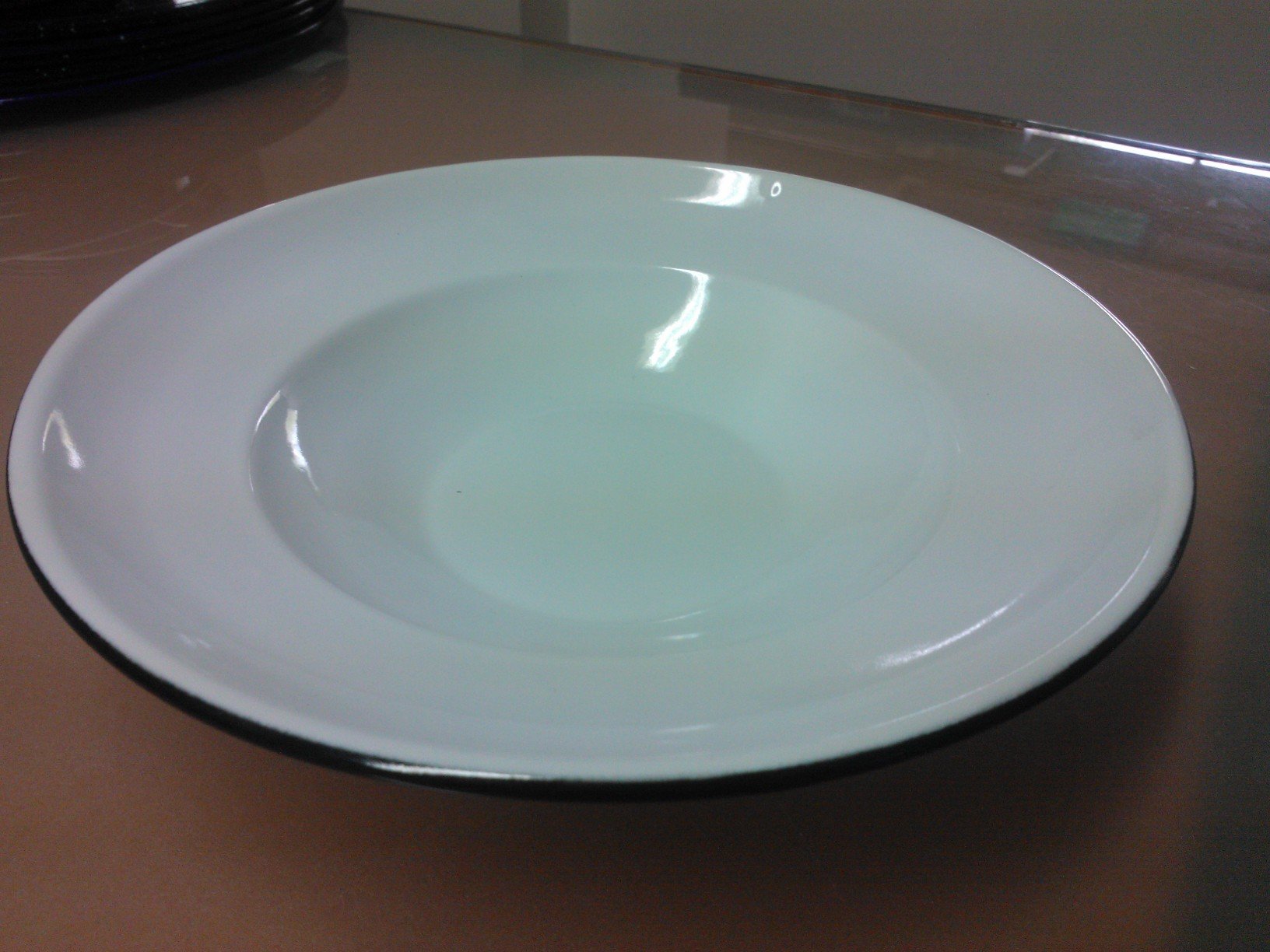 Plato Hondo No. 27 Blanco Filo Negro Baro Industrial CPL26-BN 746169301076