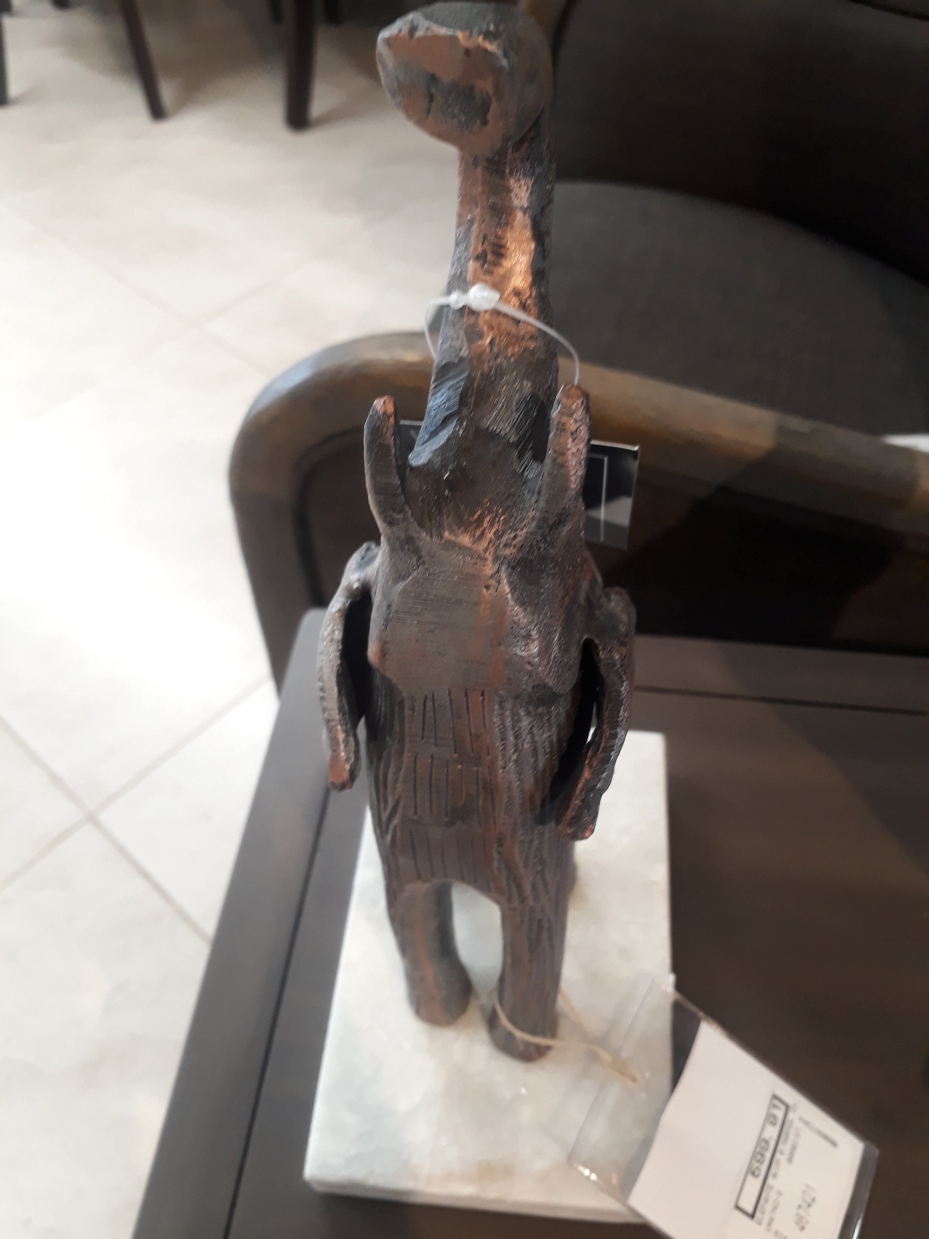 Elefante aluminio b/marmol chico