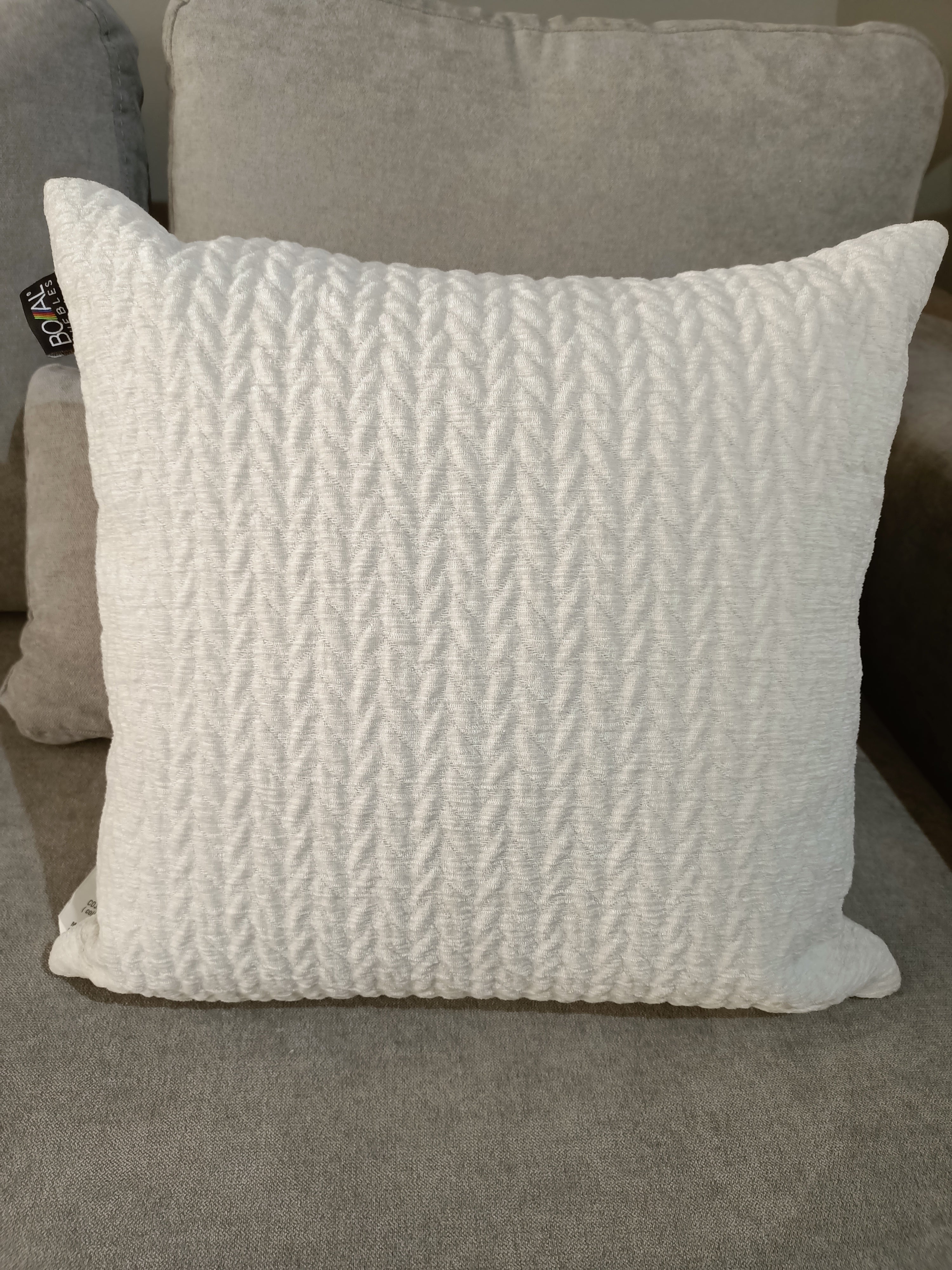 Cojín 50x50cm Hispano beyaz