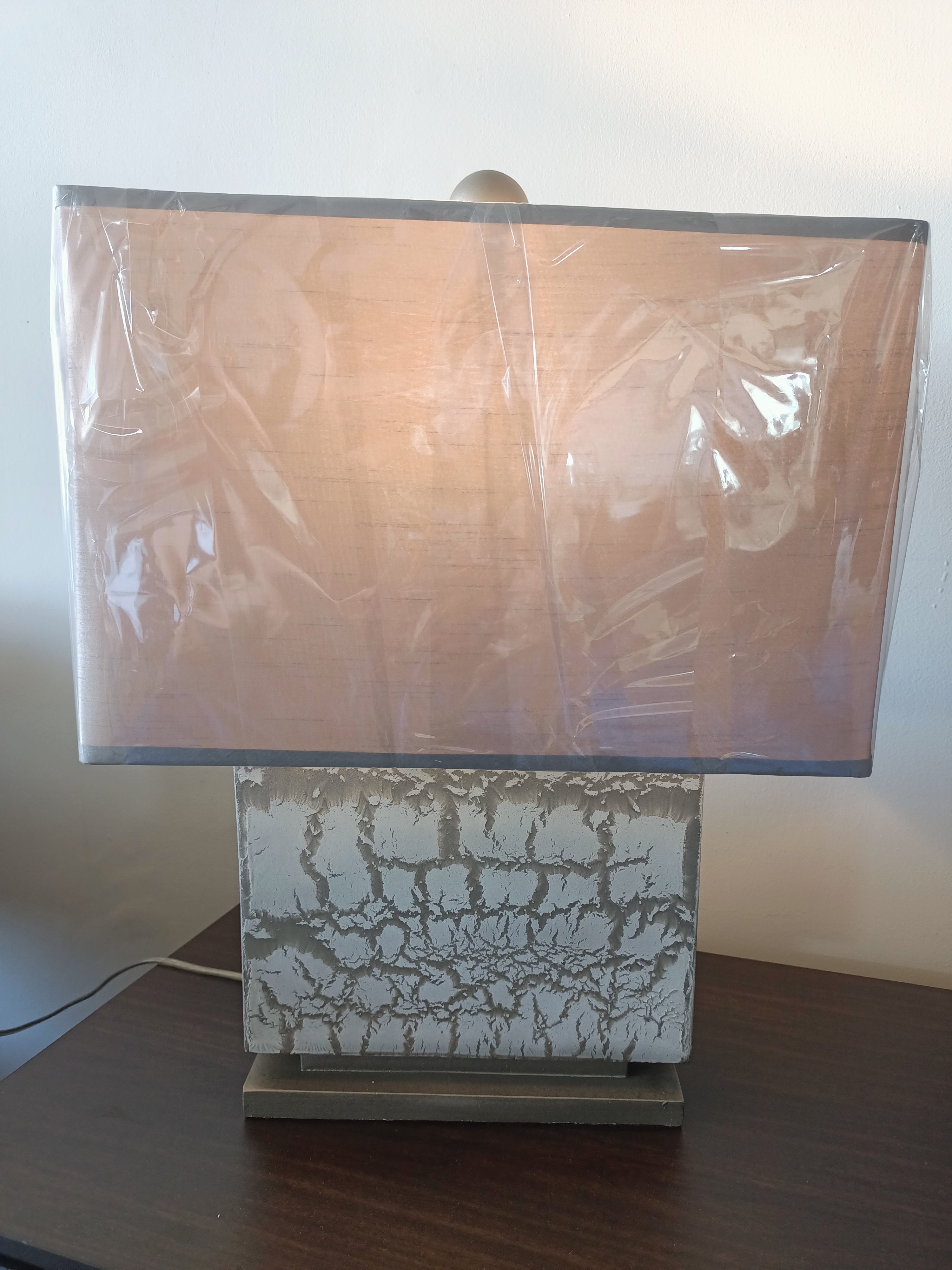 LÁMPARA DE MESA Craquelado