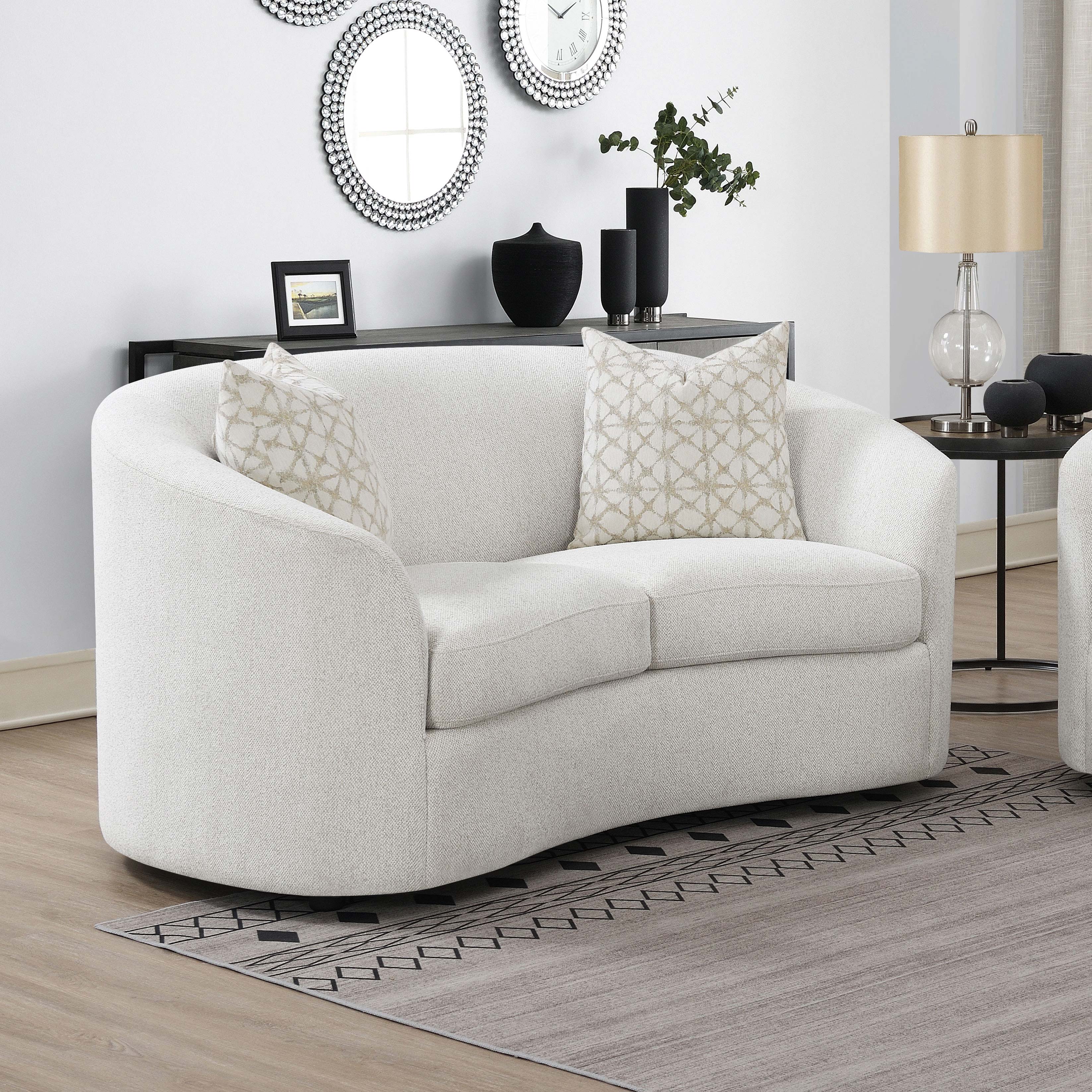 RAINN Loveseat