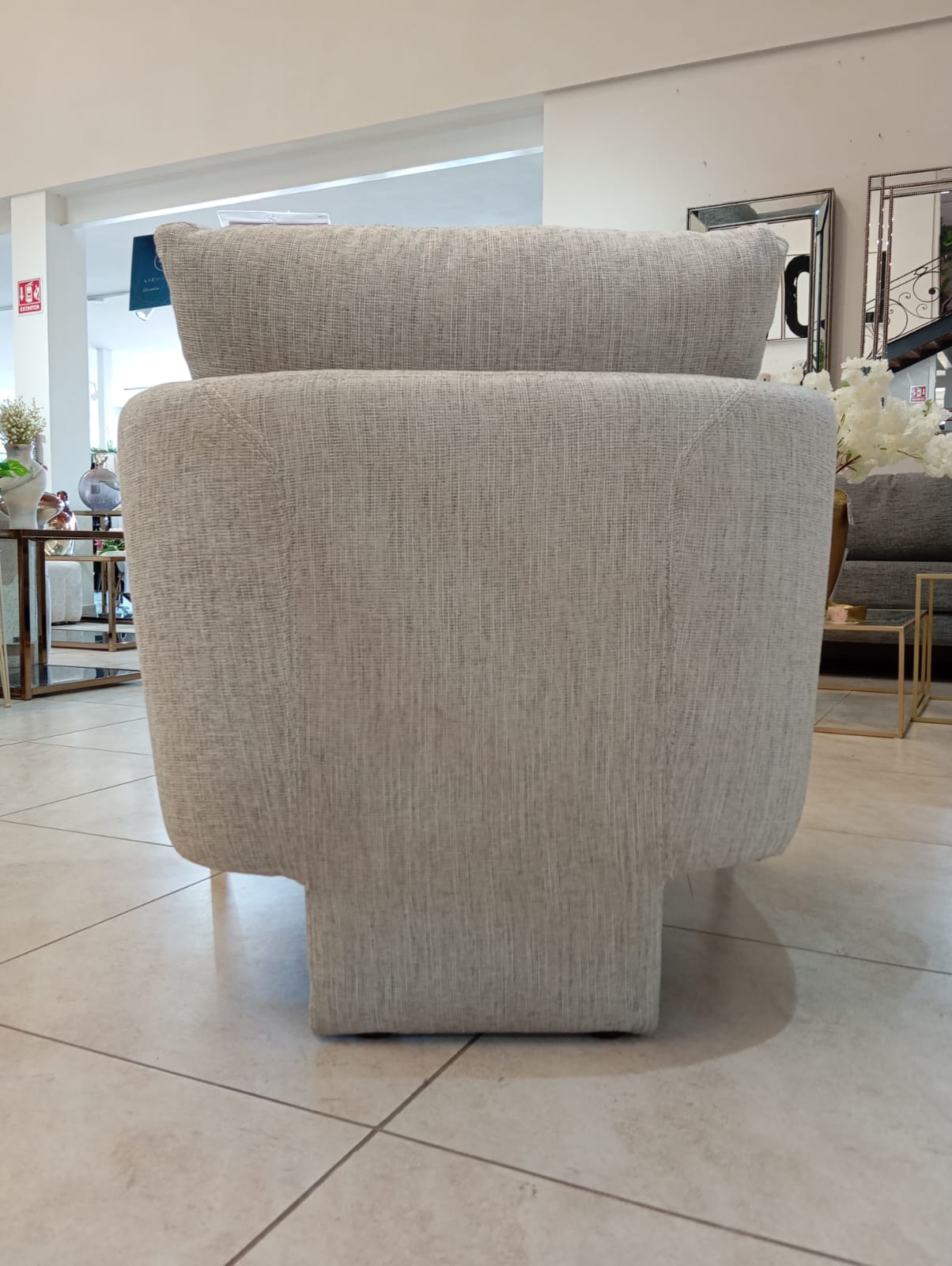 Sillón ZUKI / Dicosta Linen