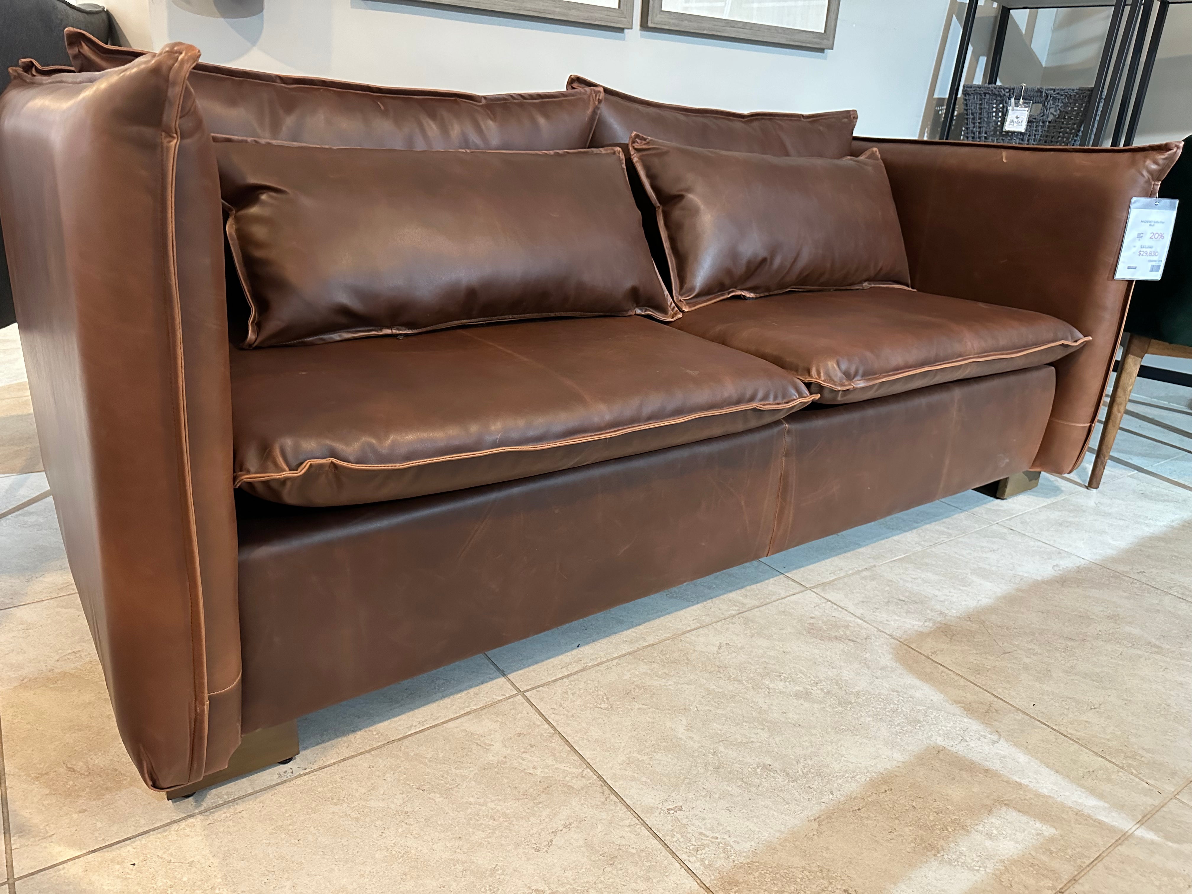 MADERO Sofa Piel Bull