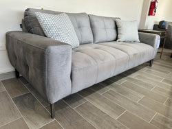 CAPRA SOFA PATA GRIS Gris, 2c. Opera flecha