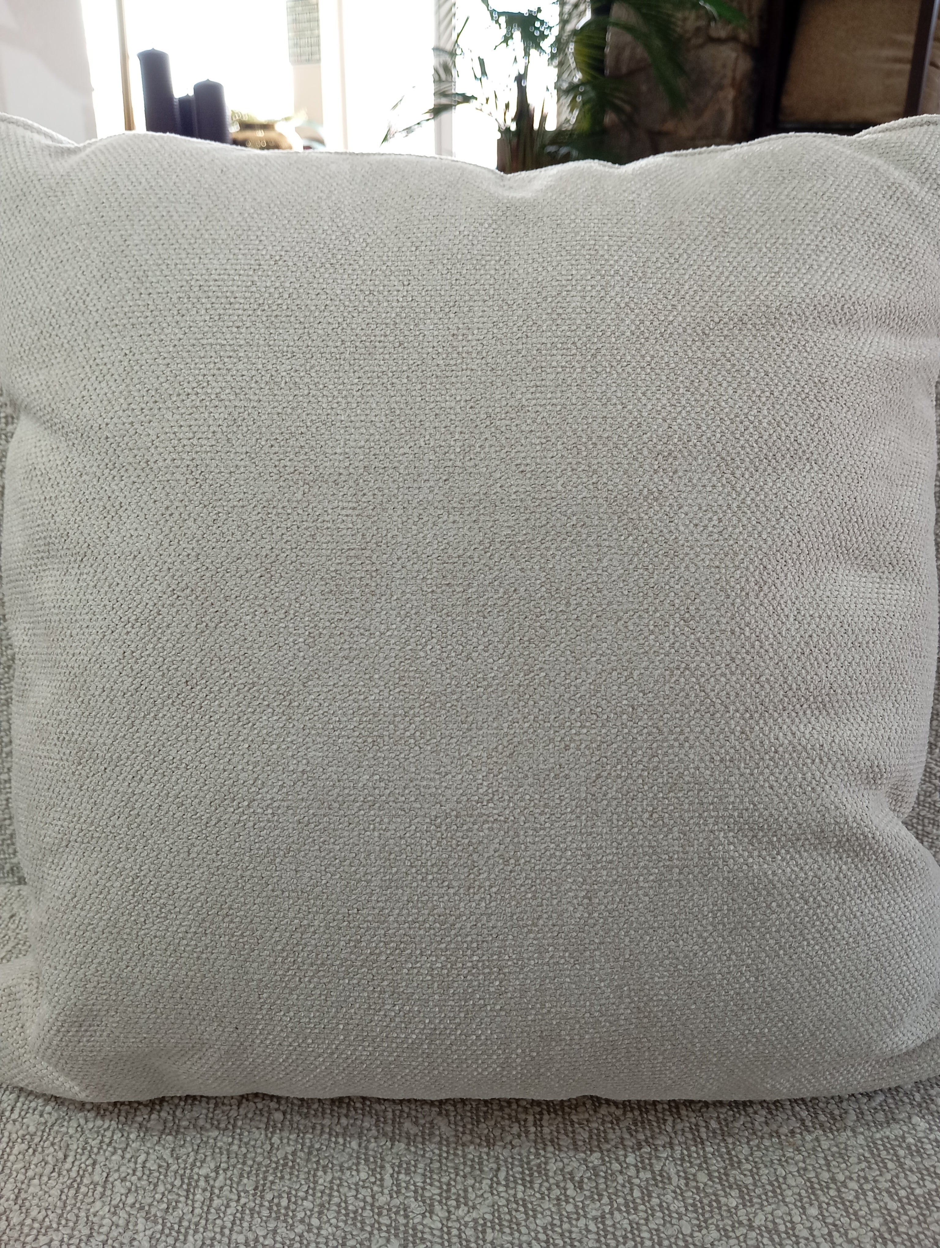 Cojín 50x50 / Calixto Beige