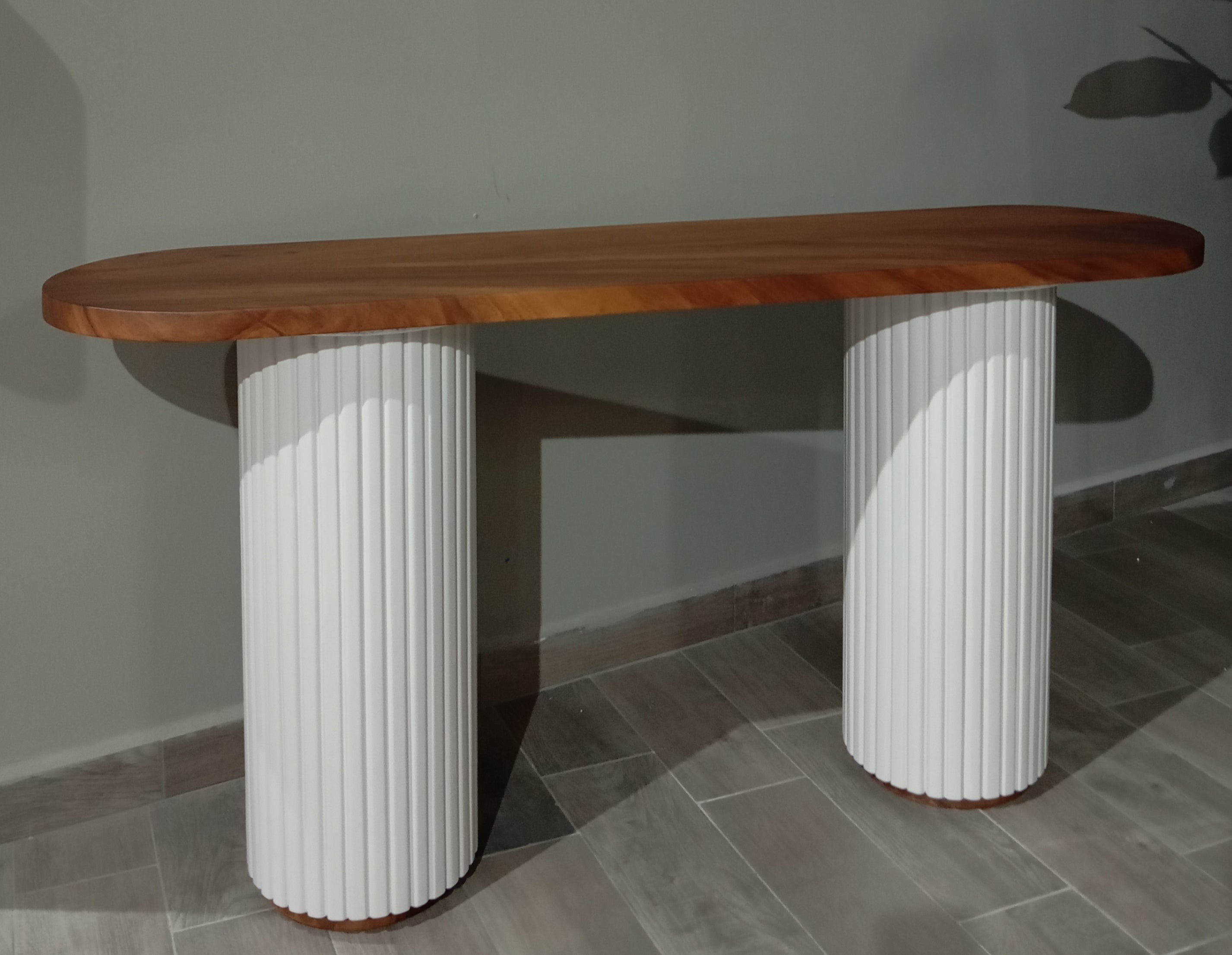 Consola HELENA 160x85x45, Ostra
